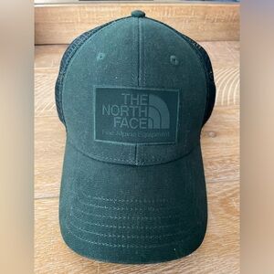 The North Face Trucker Hat